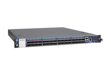 Netgear CSM4532-100EUS Netgear 32x100G/50G/40G QSFP28 Managed Switch