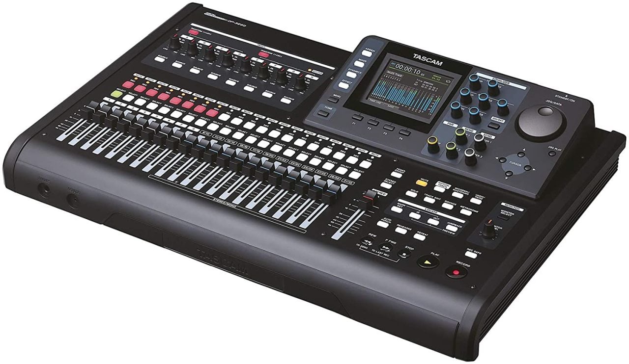 Tascam DP-32SD 32-Track Digital Portastudio Ses Kartı