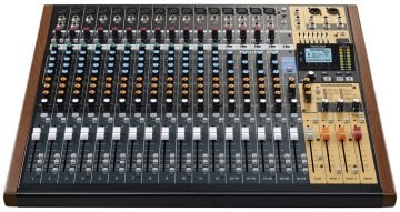 Tascam Model 24 Analog-Dijital Mikser